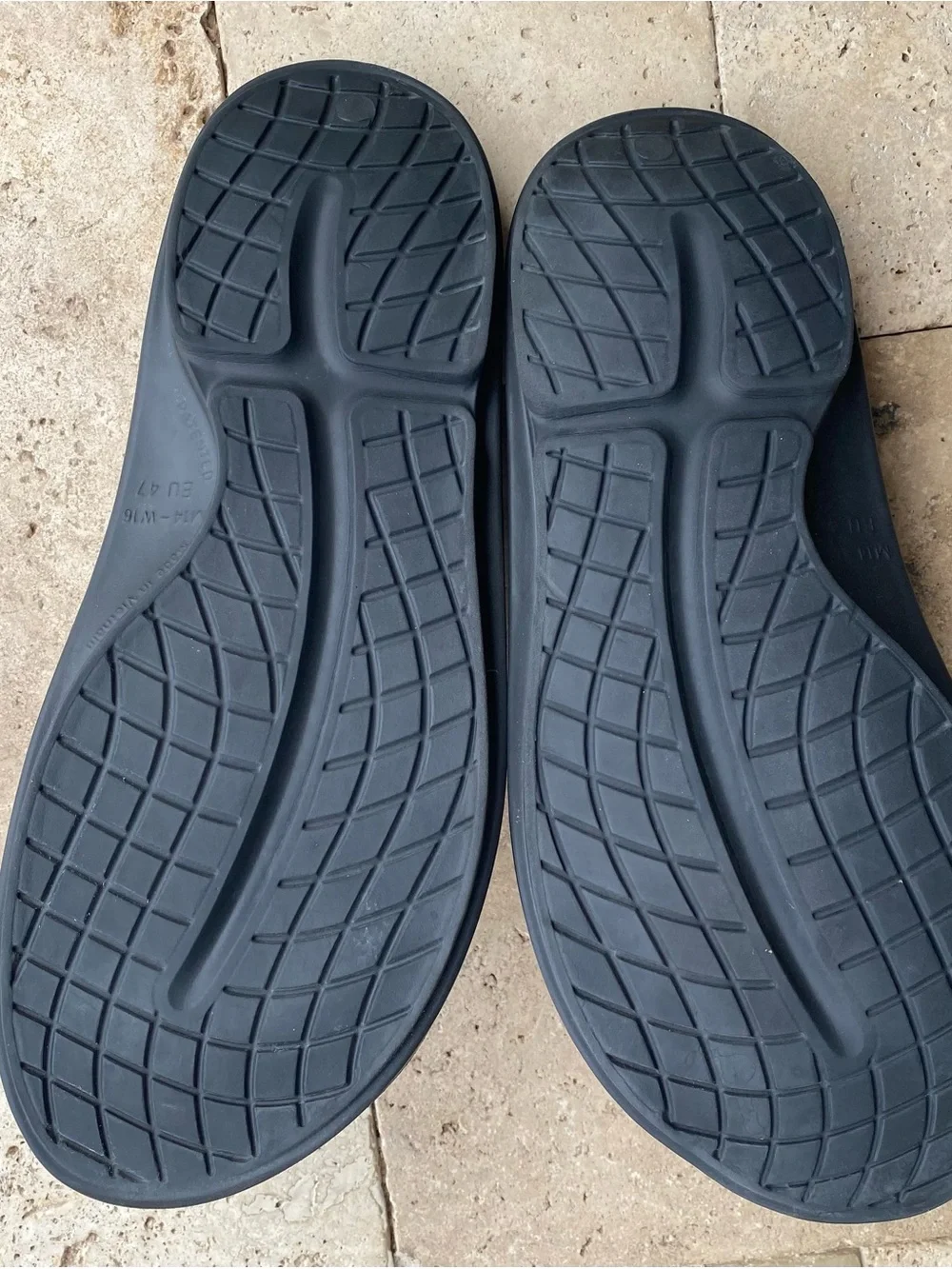 Oofos Men's OOahh Sandal Size 14 Recovery Sport Slide Stress Relief Green/Black